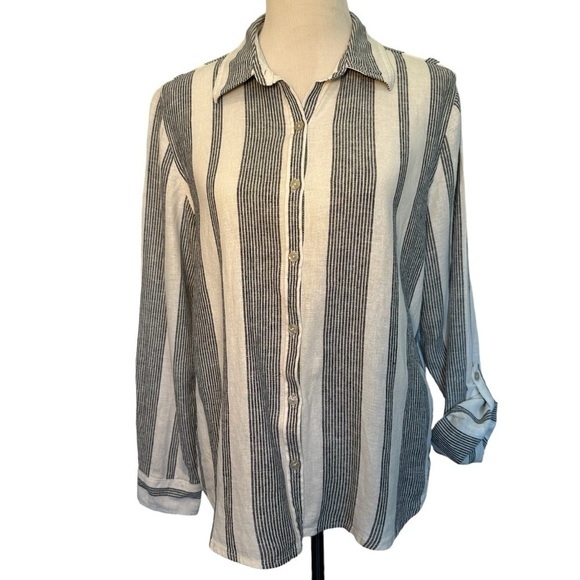 Orvis black and creamy white linen rayon top - Picture 1 of 13